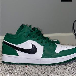Jordan 1 low pine green